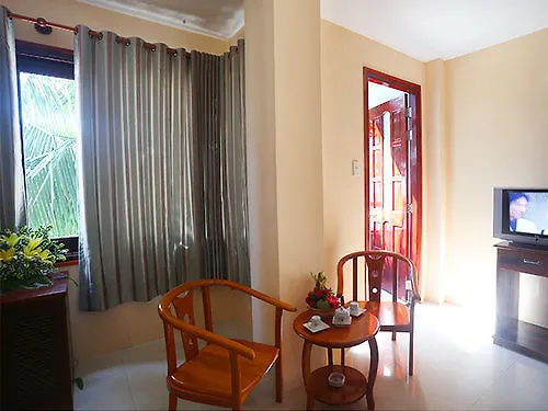 Khách sạn Song Bien Xanh 2*